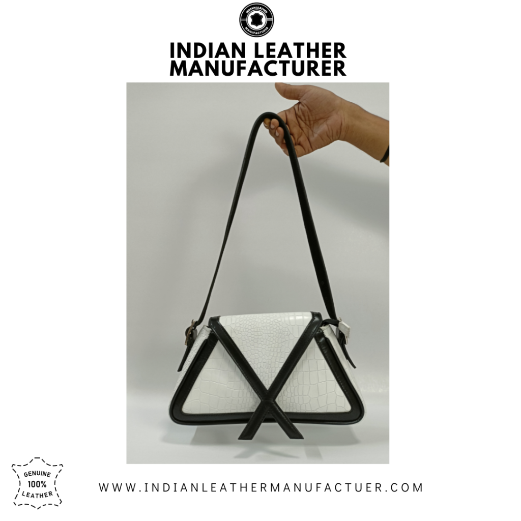 LEATHER SLING BAG