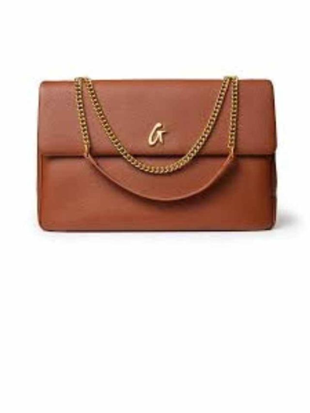 Leather Flap Bag 2025: Classic Chic